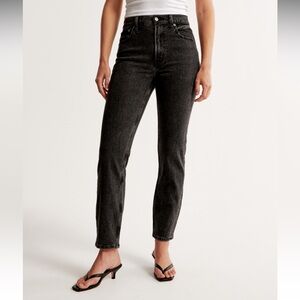 Abercrombie & Fitch Mom Jeans SIZE 6L
